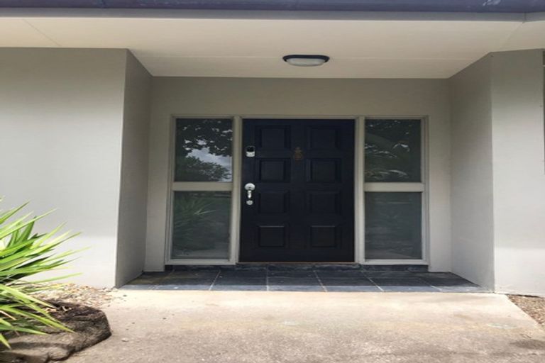 Photo of property in 79 Tawa Road, Kumeu, 0891