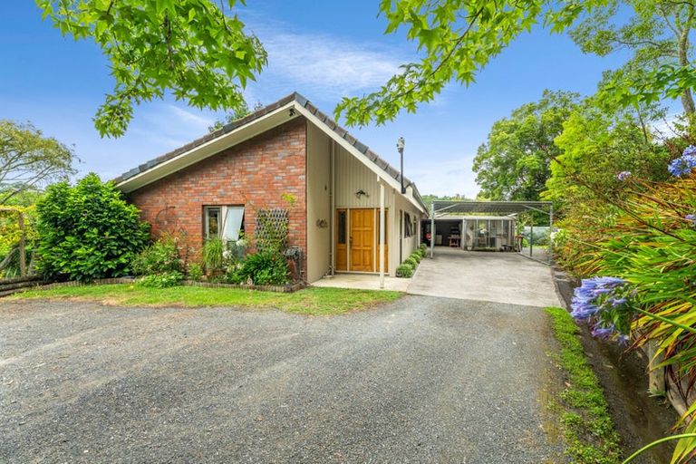 Photo of property in 253 Whitford Road, Shamrock Park, Howick, 2571