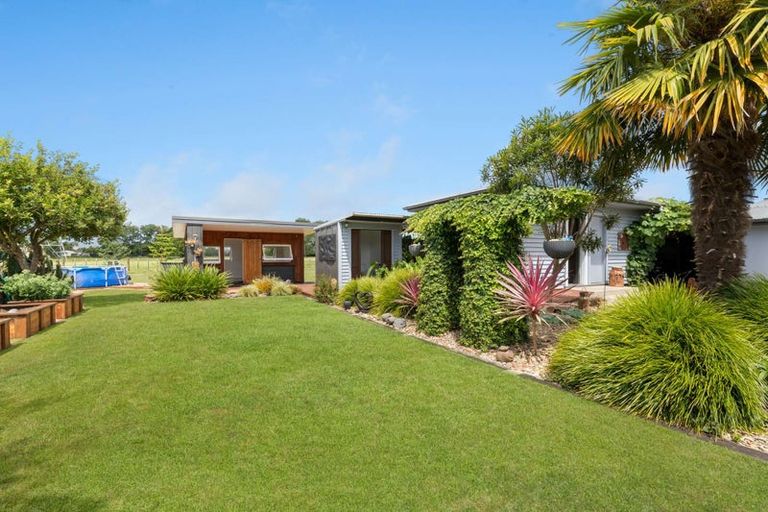 Photo of property in 13 Discombe Road, Tamahere, Hamilton, 3283
