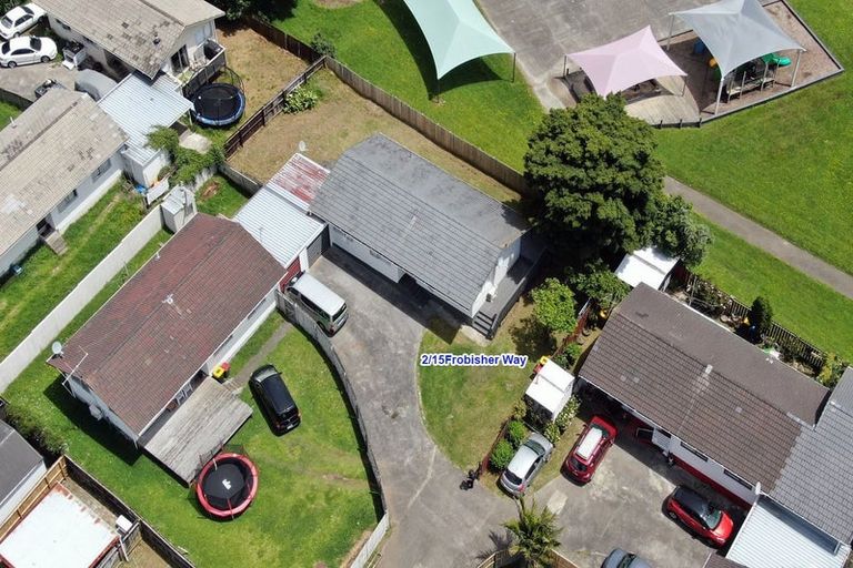 Photo of property in 2/15 Frobisher Way, Clendon Park, Auckland, 2103