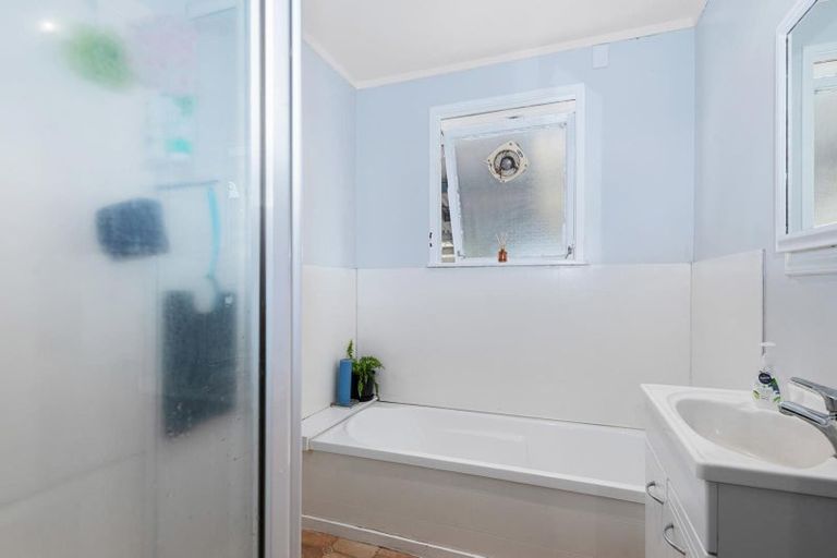 Photo of property in 43 Mallard Drive, Selwyn Heights, Rotorua, 3015