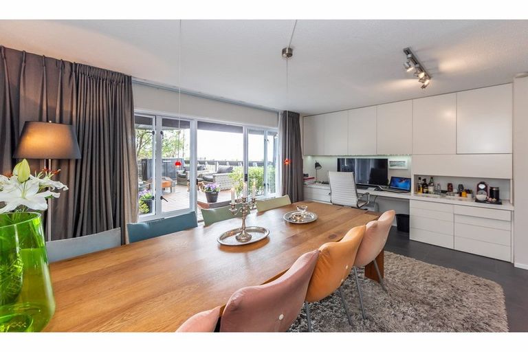 Photo of property in 6 Kentallen Terrace, Hillsborough, Christchurch, 8022
