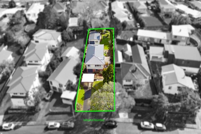 Photo of property in 34 Coniston Avenue, Te Atatu South, Auckland, 0610