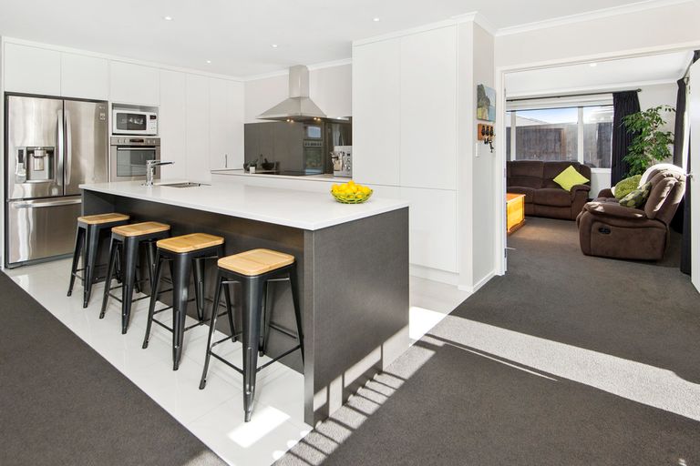 Photo of property in 18 Searle Drive, Patumahoe, Pukekohe, 2679