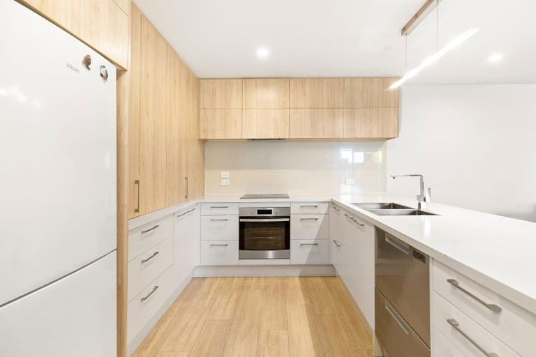 Photo of property in 3 Packhorse Lane, Arthurs Point, Queenstown, 9371