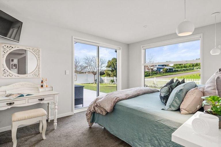 Photo of property in 1 Avon Rise, Welcome Bay, Tauranga, 3112