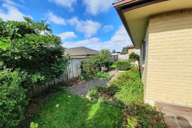 Photo of property in 14 Clavoy Place, East Tamaki, Auckland, 2016