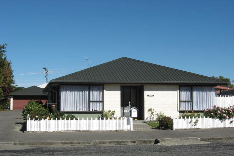 Photo of property in 2/70 Cameron Street, Ashburton, 7700