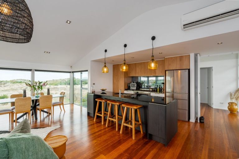 Photo of property in 9 Neptune Place, Waimairi Beach, Christchurch, 8083