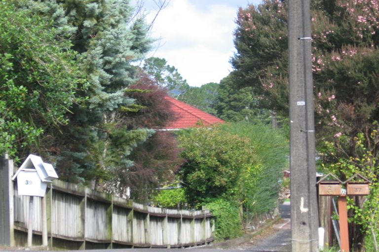 Photo of property in 39 View Road, Henderson, Auckland, 0612