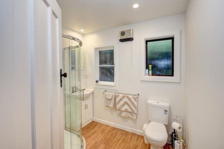 Photo of property in 82 Mornington Road, Kenmure, Dunedin, 9011