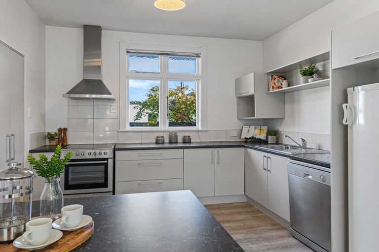 Photo of property in 32 Penrith Avenue, Somerfield, Christchurch, 8024