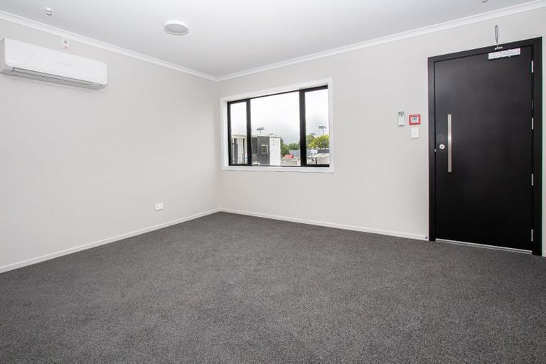 Photo of property in 205/17 Vialou Street, Hamilton Central, Hamilton, 3204