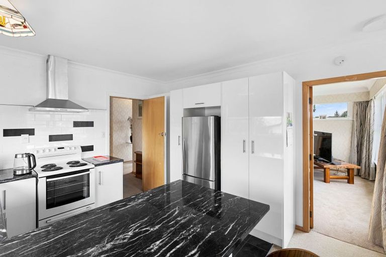 Photo of property in 1 Glen Street, Levin, 5510