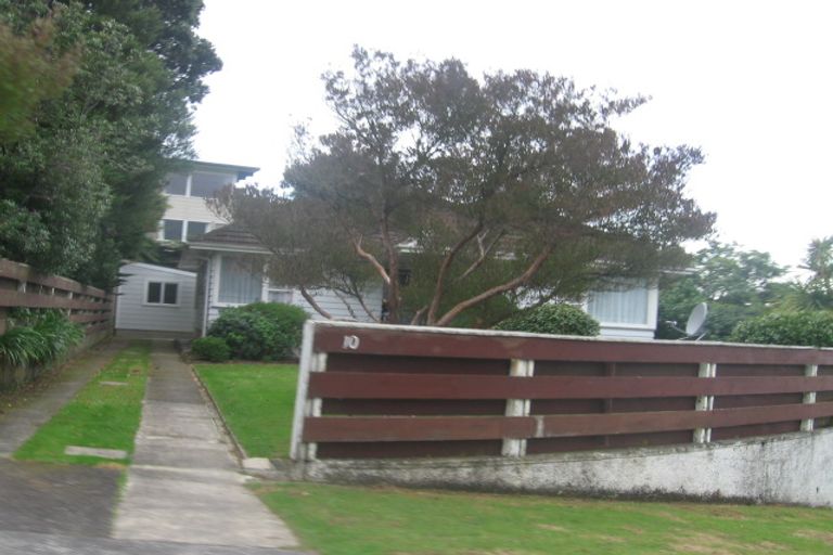 Photo of property in 10 Dowse Drive, Maungaraki, Lower Hutt, 5010