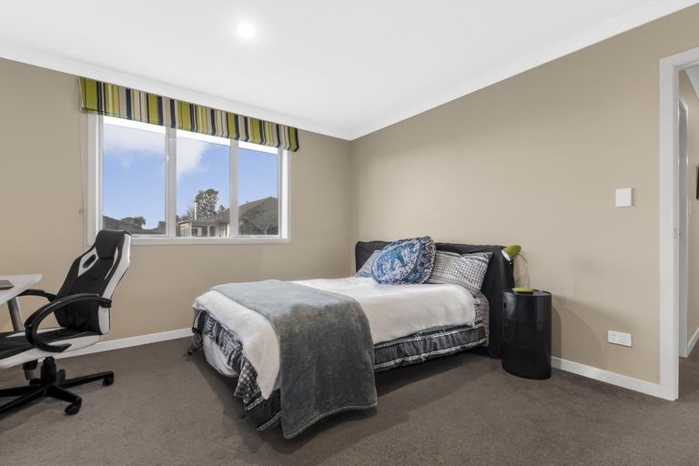Photo of property in 2 Coronation Avenue, Pukekohe, 2120