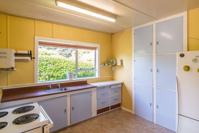 Photo of property in 13 Dell Road, Raumati South, Paraparaumu, 5032