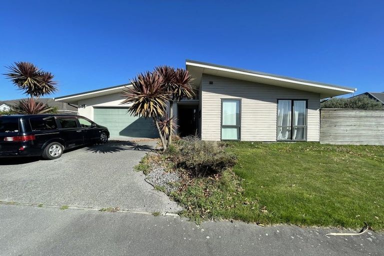 Photo of property in 17 Mosquito Place, Wigram, Christchurch, 8042