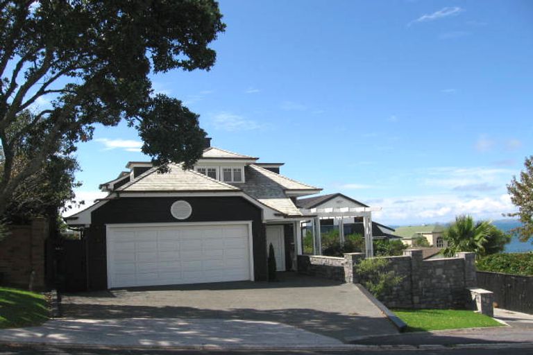 Photo of property in 36b Sharon Road, Waiake, Auckland, 0630