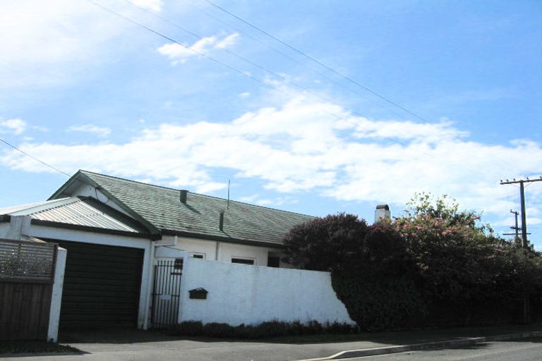 Photo of property in 2 Ngaio Street, Stoke, Nelson, 7011