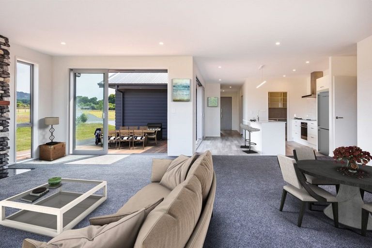 Photo of property in 10 Lancewood Way, Kinloch, Taupo, 3377