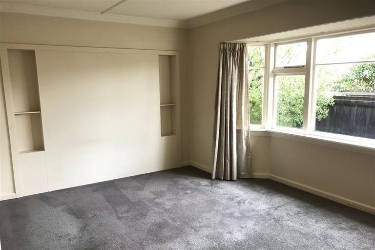 Photo of property in 22 Dinton Street, Russley, Christchurch, 8042