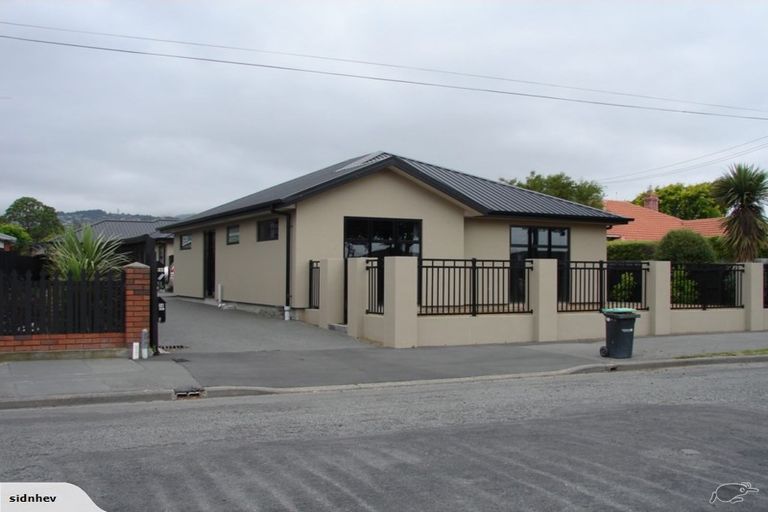 Photo of property in 16 Strauss Place, Somerfield, Christchurch, 8024