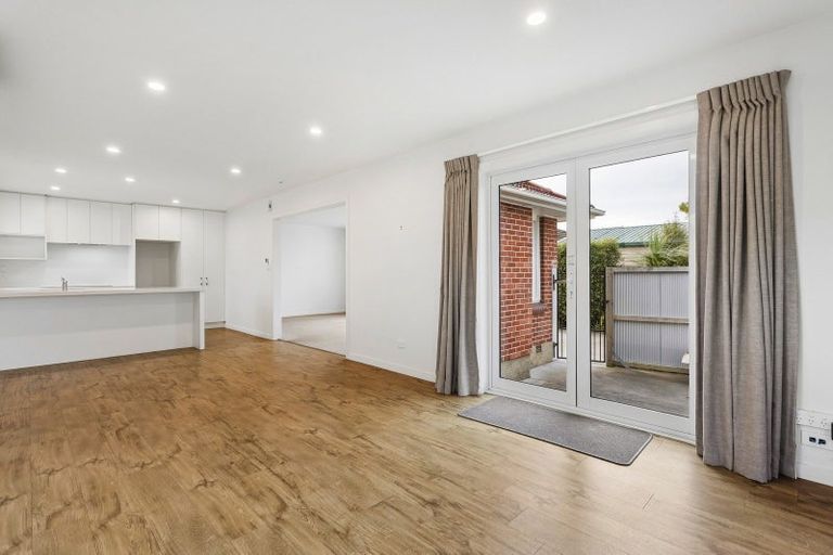 Photo of property in 6 Manor Place, Bryndwr, Christchurch, 8053