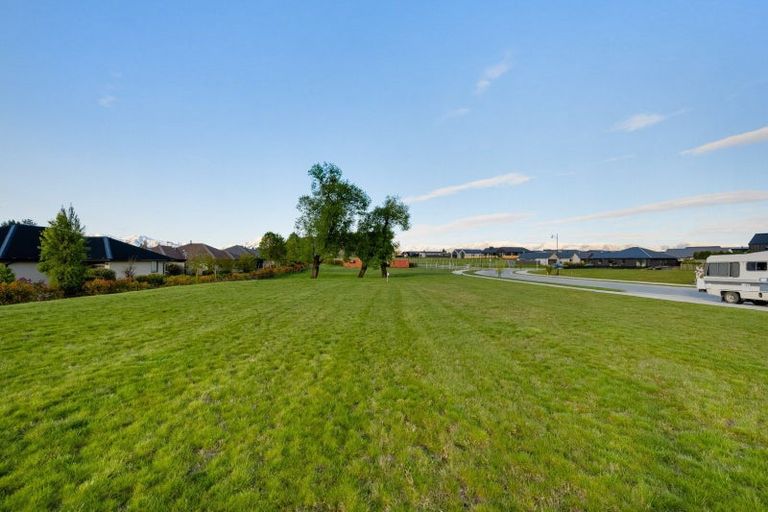 Photo of property in 31 Avalon Station Drive, Wanaka, 9305