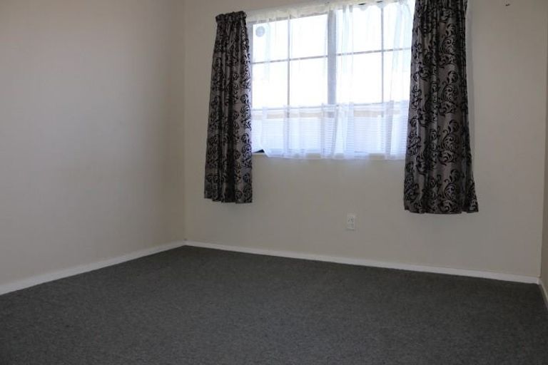 Photo of property in 10 Ihle Street, Terrace End, Palmerston North, 4410