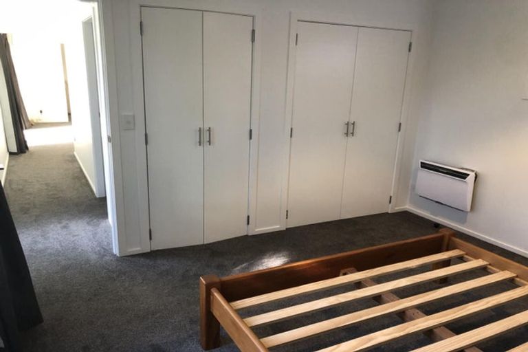 Photo of property in 25a Ludlam Crescent, Woburn, Lower Hutt, 5010