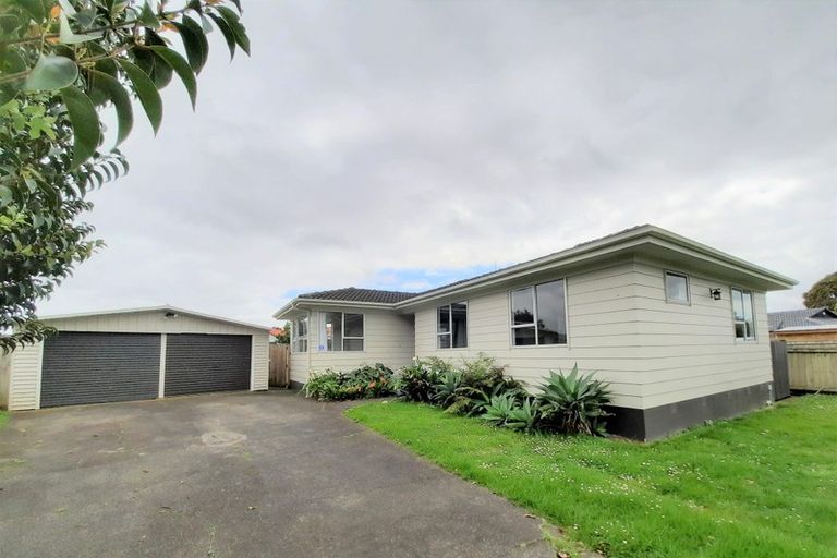 Photo of property in 44 Sunlands Drive, Manurewa, Auckland, 2102
