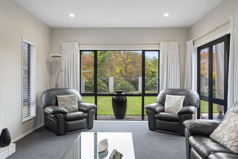 Photo of property in 110 Regent's Park Drive, Casebrook, Christchurch, 8051