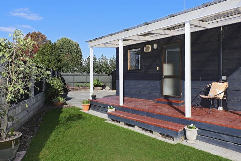 Photo of property in 31a Neeve Road, Taradale, Napier, 4112