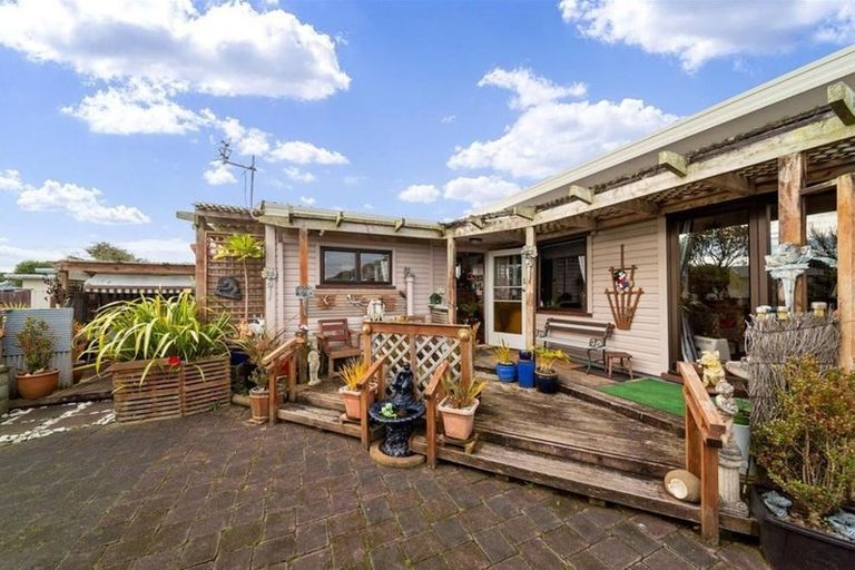 Photo of property in 288 South Road, Hawera, 4610
