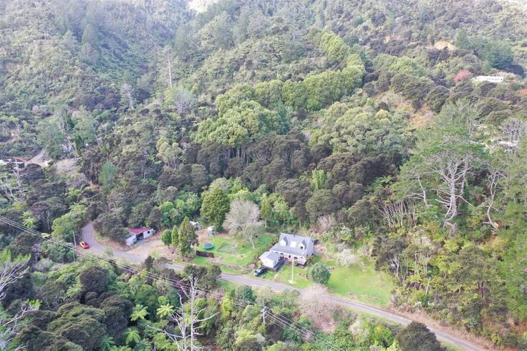 Photo of property in 761 Driving Creek Road, Coromandel, 3583