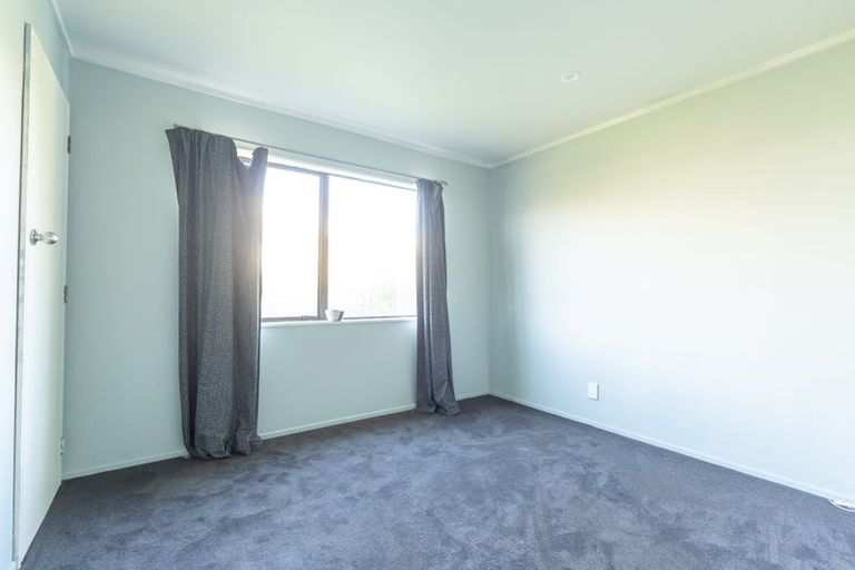 Photo of property in 56 Geraldine Crescent, Cloverlea, Palmerston North, 4412