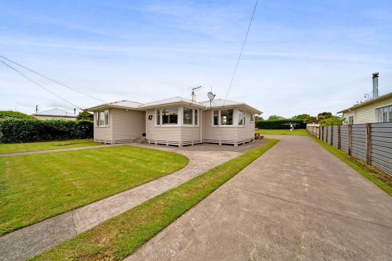 Photo of property in 47 Campbell Street, Hawera, 4610