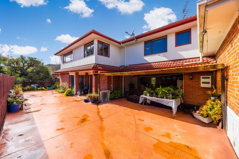 Photo of property in 99 Buckland Road, Mangere East, Auckland, 2024