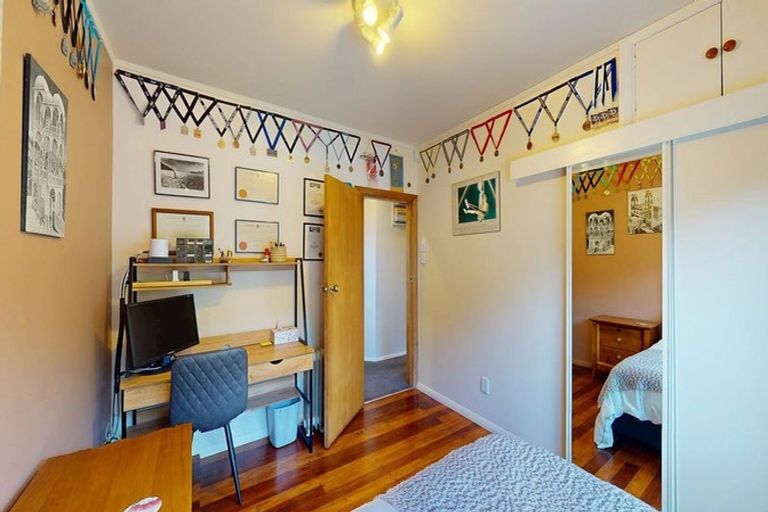 Photo of property in 1 Berkshire Avenue, Wilton, Wellington, 6012