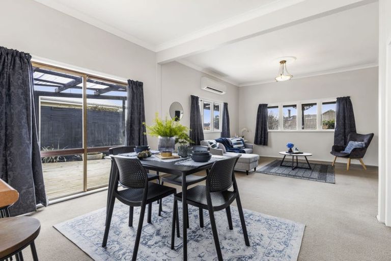 Photo of property in 15 Sillary Street, Hamilton East, Hamilton, 3216