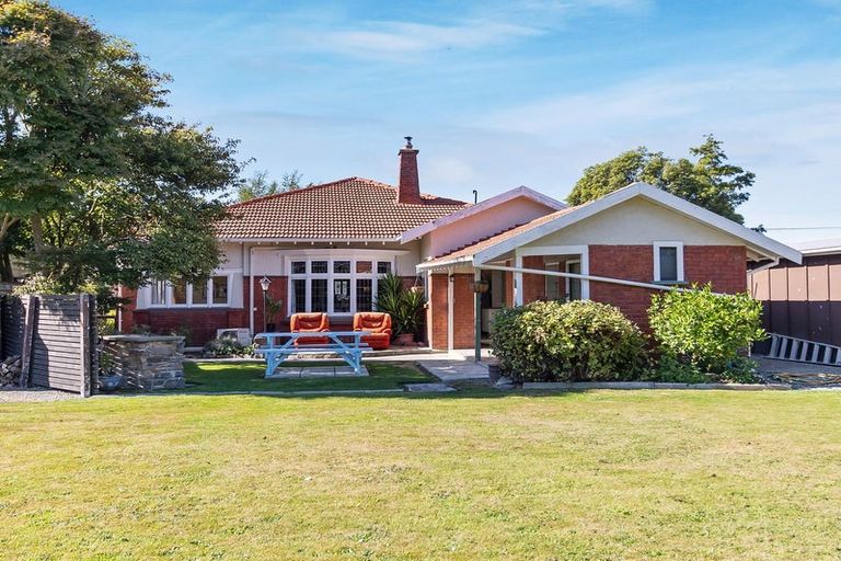 Photo of property in 44 Harris Street, Waimate, 7924