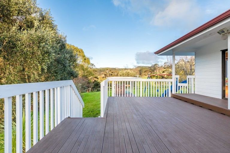 Photo of property in 178 Valley Road, Waimauku, 0881