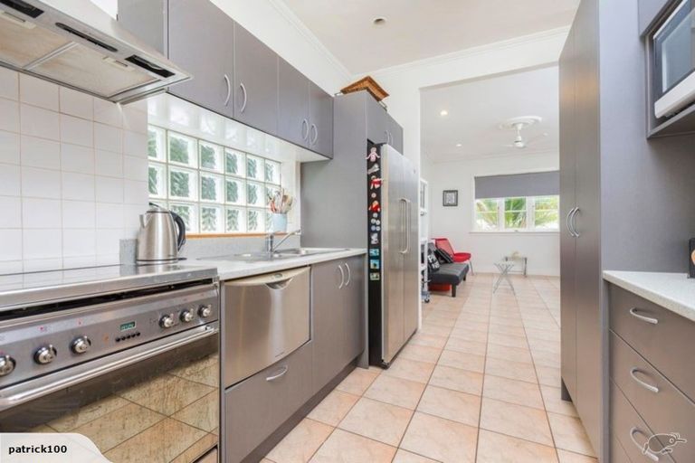 Photo of property in 2/6 Sarawia Street, Newmarket, Auckland, 1052