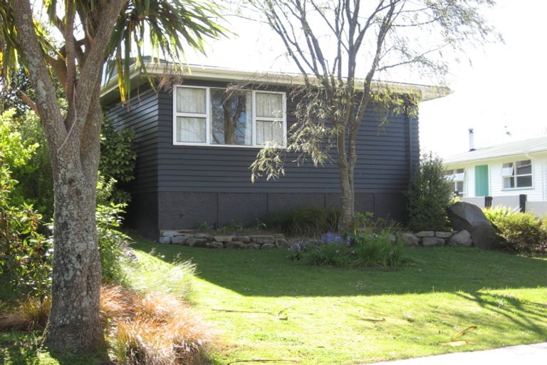 Photo of property in 43 Rangipoia Place, Turangi, 3334