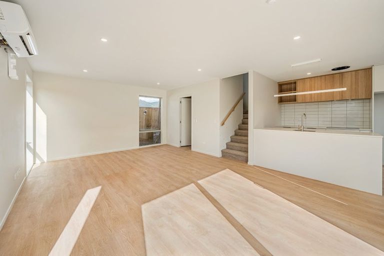 Photo of property in 1058 High Street, Avalon, Lower Hutt, 5011