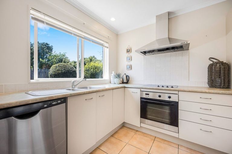 Photo of property in 49 Espalier Drive, Henderson, Auckland, 0612
