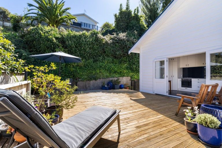 Photo of property in 4a Hooker Avenue, Hospital Hill, Napier, 4110