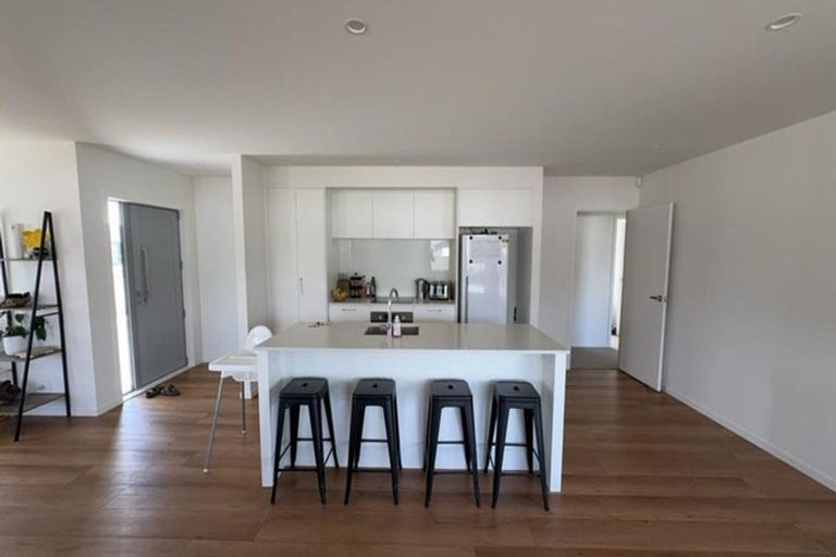 Photo of property in 4 George Yee Place, Taradale, Napier, 4112