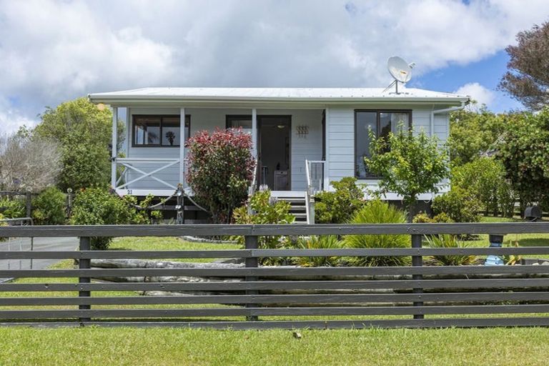 Photo of property in 21 Peninsula Parade, Hihi, Mangonui, 0494